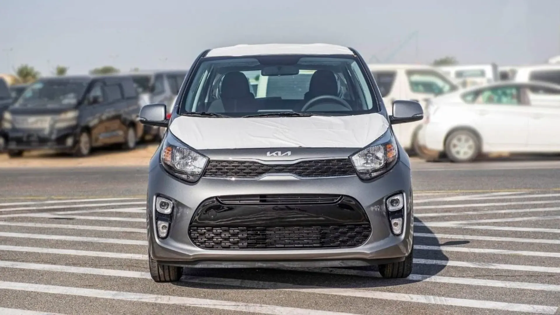 كيا بيكانتو رمادي 2023