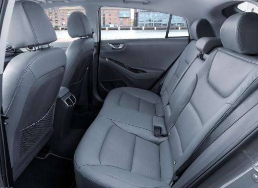 هونداي ايونيك هايبريد 2022