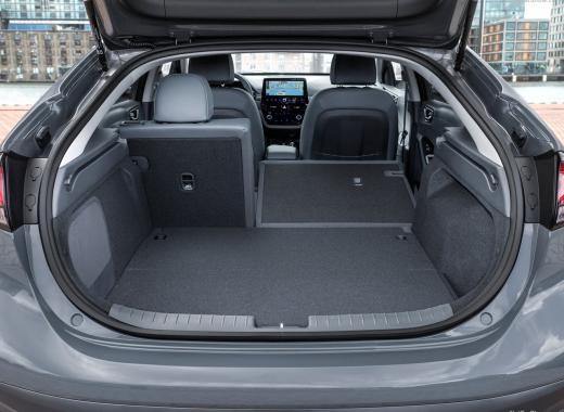 هونداي ايونيك هايبريد 2022