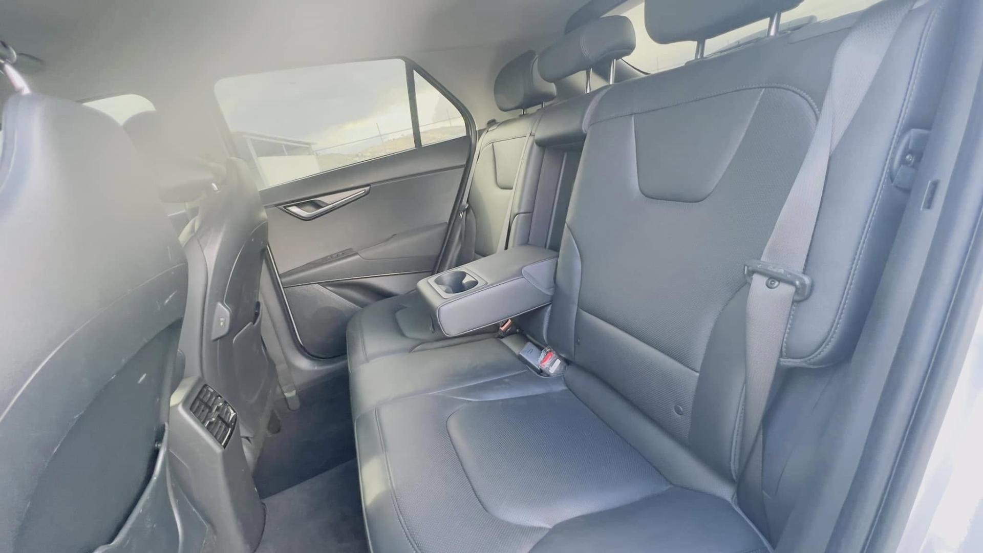 كيا نيرو 2024