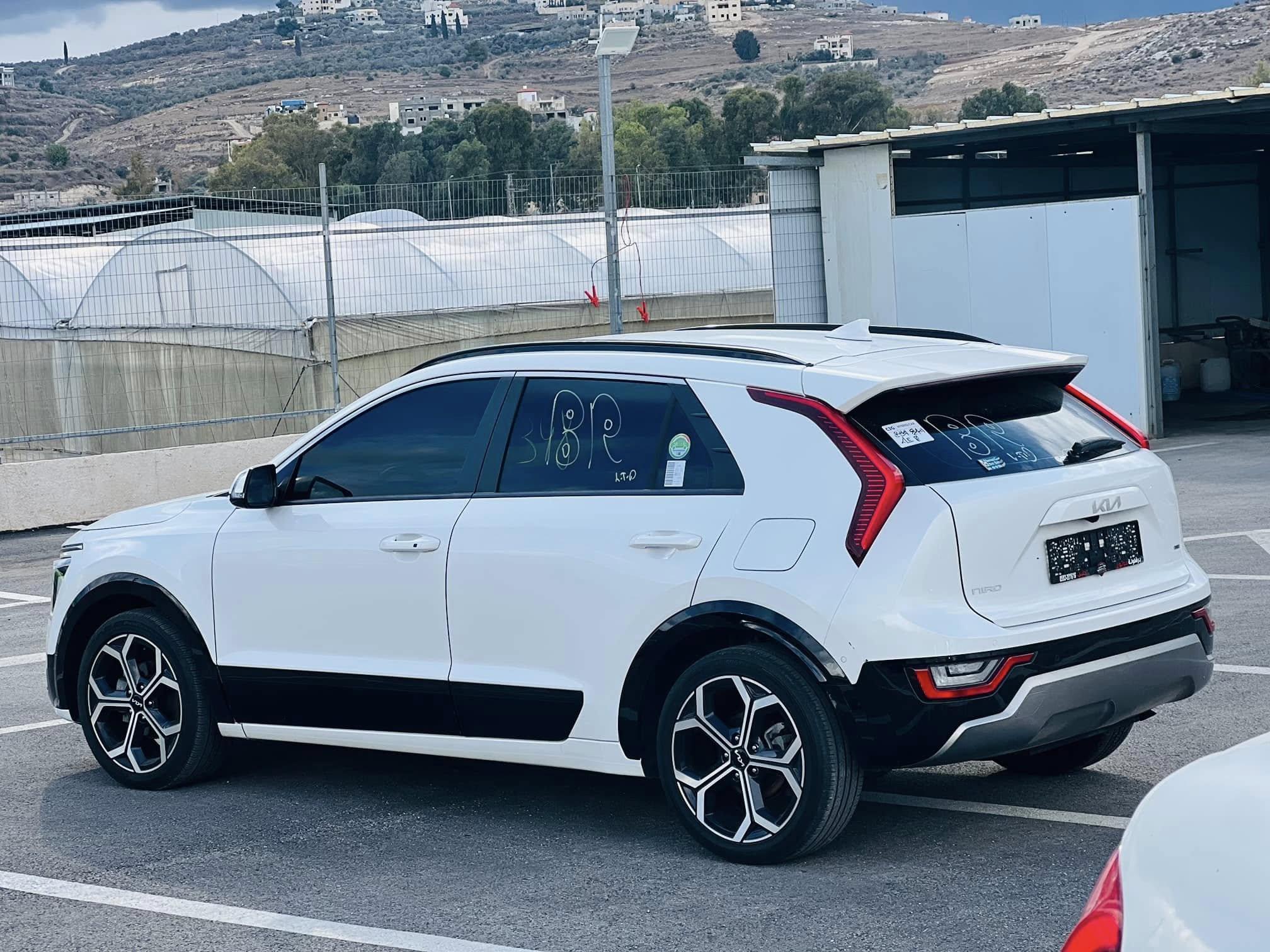 كيا نيرو 2024