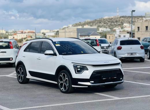 كيا نيرو 2024