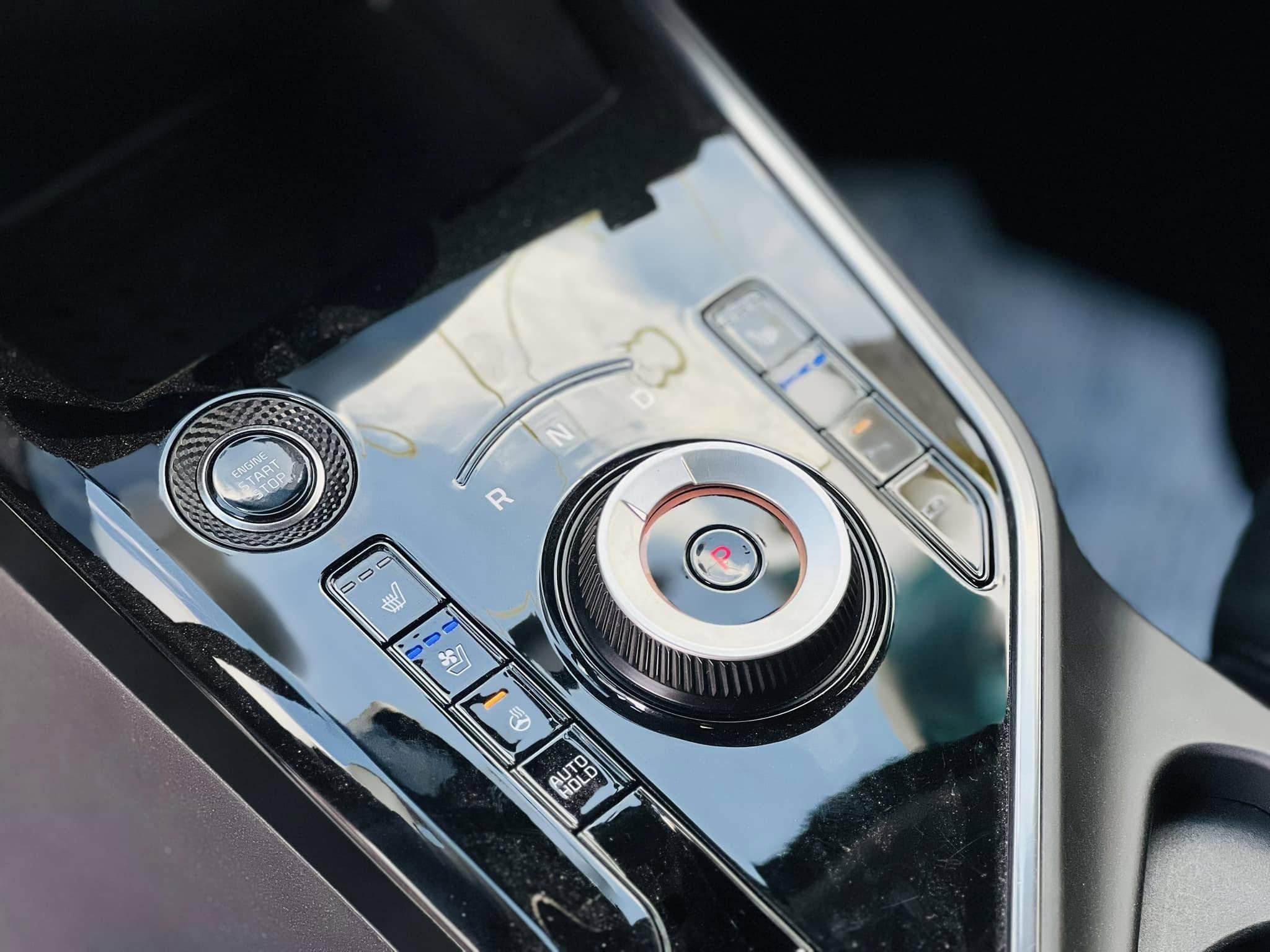 كيا نيرو 2024